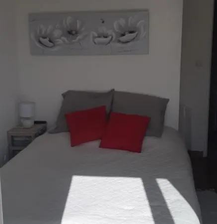 Daire Nice Apt With Terraces Swimming Pools Parking Fréjus